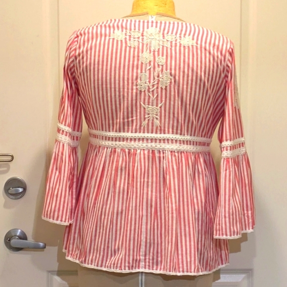 EUC Celestial Blue M 100% Cotton Red and White Pinstripe Blouse with Beading - Picture 9 of 10